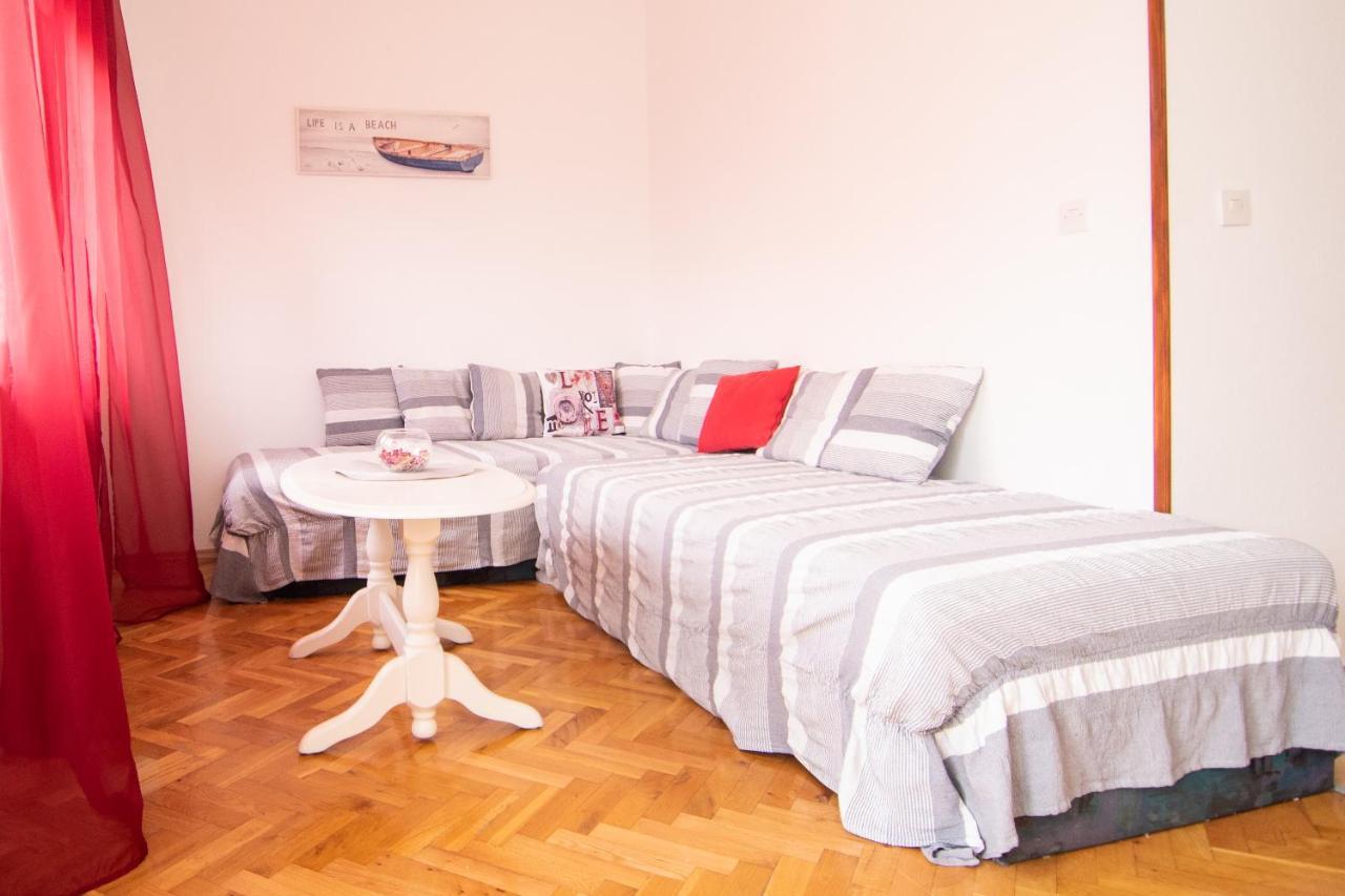 Apartmani Ivana Kaštela Extérieur photo
