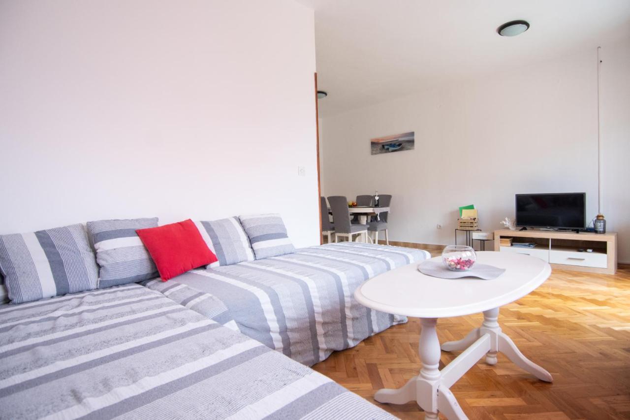 Apartmani Ivana Kaštela Extérieur photo