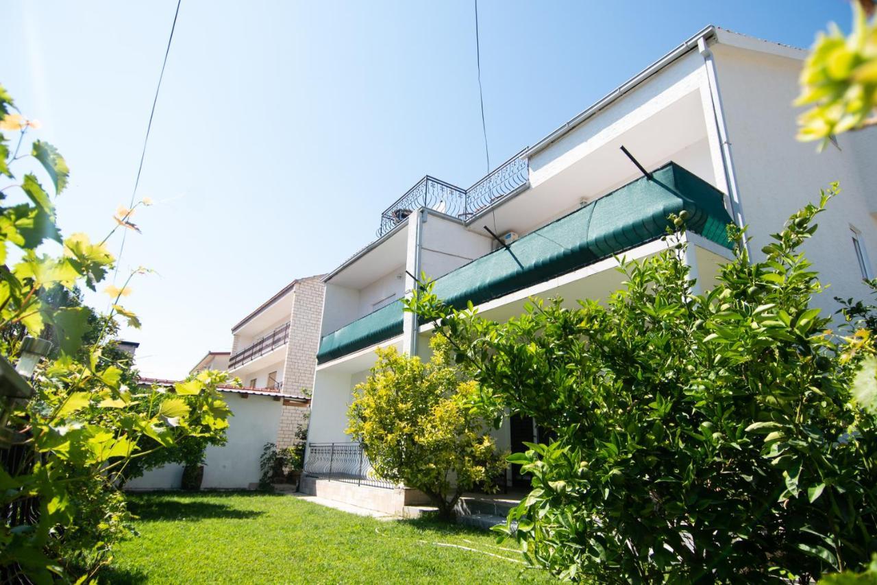 Apartmani Ivana Kaštela Extérieur photo