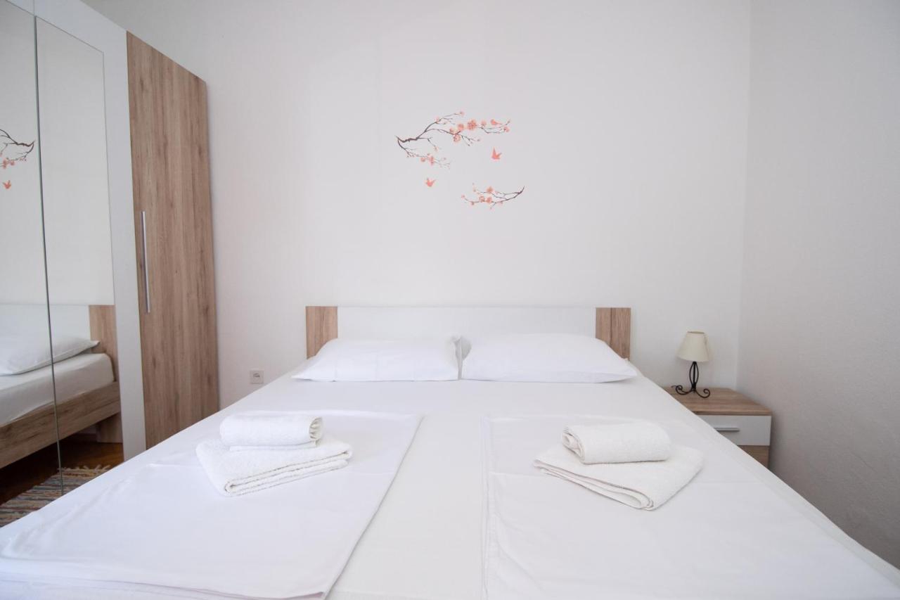Apartmani Ivana Kaštela Extérieur photo